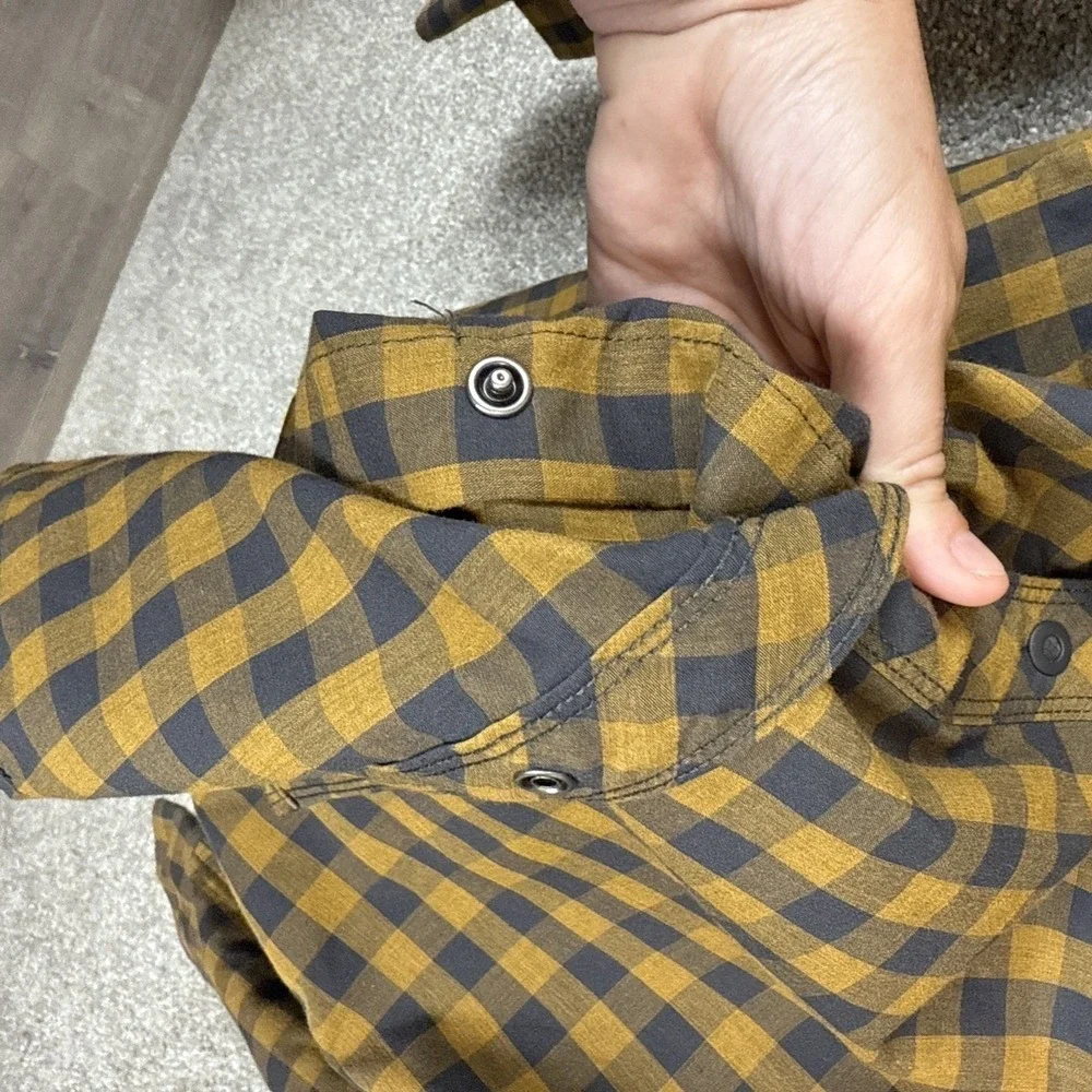 The North Face Mens Small Plaid Snap Front Western Shirt Yellow Grey Long Sleeve